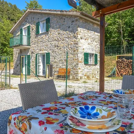 2 Bedroom Beautiful In * Framura