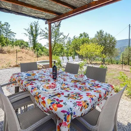 2 Bedroom Beautiful In * Framura