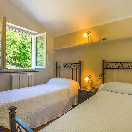 2 Bedroom Beautiful In 別荘 *